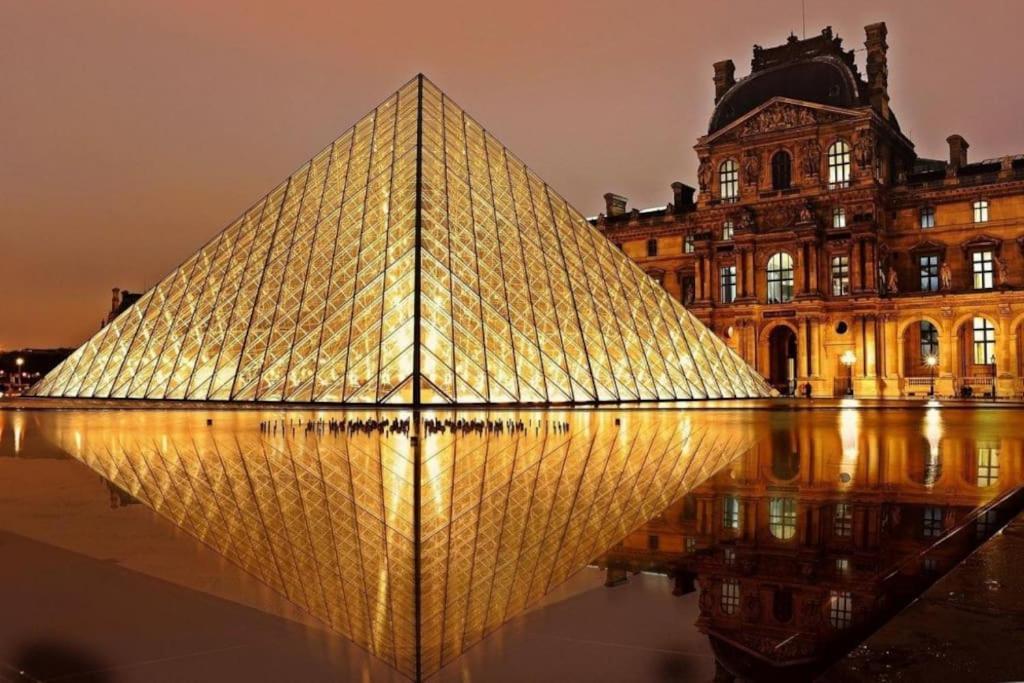 Suite Rivoli Musee Du Louvre Parigi Esterno foto
